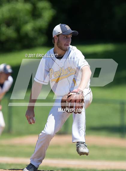 Thumbnail 1 in Saegertown vs Rocky Grove (PIAA District 10 AA Final) photogallery.