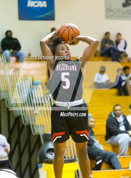 Thumbnail 2 in New Life Christian Academy vs Walkertown  (Hoops and Dreams Showcase) photogallery.
