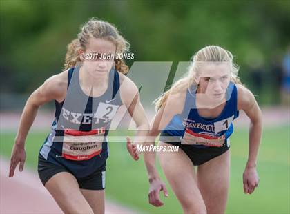 Thumbnail 3 in 50th Annual Loucks Games (Women's 3200 Meter Run) photogallery.