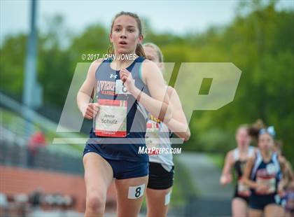 Thumbnail 1 in 50th Annual Loucks Games (Women's 3200 Meter Run) photogallery.
