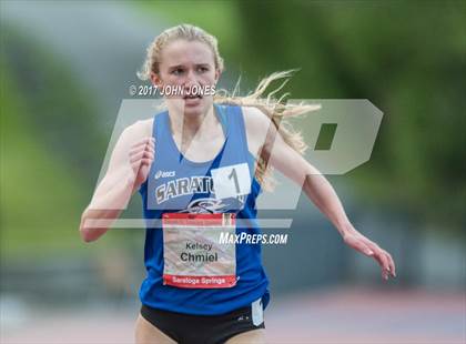 Thumbnail 3 in 50th Annual Loucks Games (Women's 3200 Meter Run) photogallery.