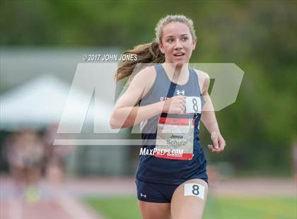 Thumbnail 3 in 50th Annual Loucks Games (Women's 3200 Meter Run) photogallery.