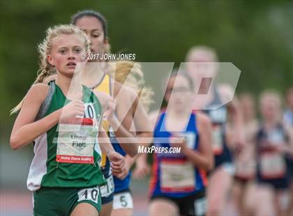 Thumbnail 3 in 50th Annual Loucks Games (Women's 3200 Meter Run) photogallery.