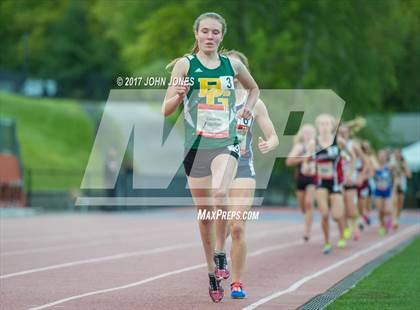 Thumbnail 3 in 50th Annual Loucks Games (Women's 3200 Meter Run) photogallery.