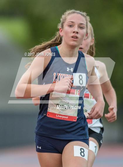 Thumbnail 2 in 50th Annual Loucks Games (Women's 3200 Meter Run) photogallery.