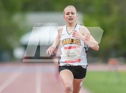 Thumbnail 3 in 50th Annual Loucks Games (Women's 3200 Meter Run) photogallery.