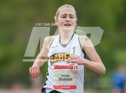 Thumbnail 3 in 50th Annual Loucks Games (Women's 3200 Meter Run) photogallery.