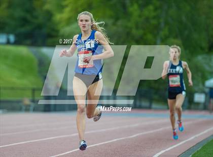 Thumbnail 3 in 50th Annual Loucks Games (Women's 3200 Meter Run) photogallery.