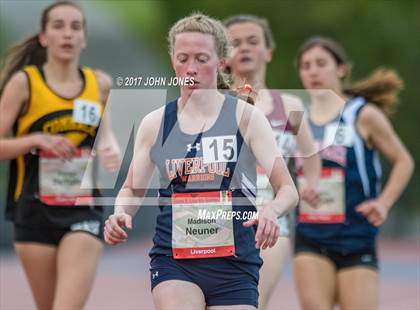 Thumbnail 2 in 50th Annual Loucks Games (Women's 3200 Meter Run) photogallery.
