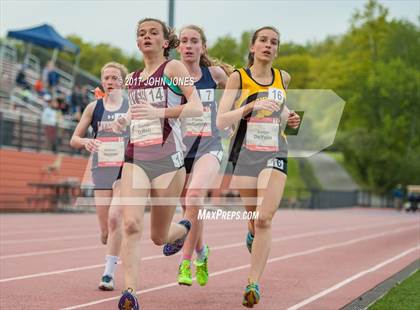 Thumbnail 1 in 50th Annual Loucks Games (Women's 3200 Meter Run) photogallery.