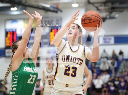 Thumbnail 3 in Fairland vs. Unioto (OHSAA D2 Regional Semifinal) photogallery.