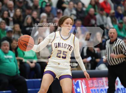 Thumbnail 3 in Fairland vs. Unioto (OHSAA D2 Regional Semifinal) photogallery.