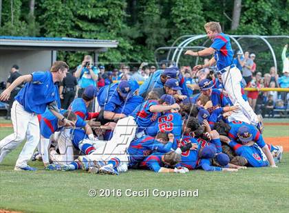 Thumbnail 3 in Pope vs. Walton (GHSA 6A Final - Game 2) photogallery.
