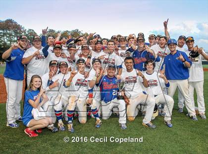 Thumbnail 3 in Pope vs. Walton (GHSA 6A Final - Game 2) photogallery.
