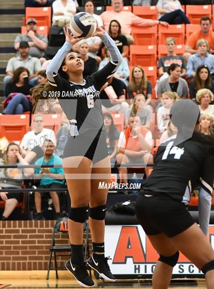 Thumbnail 2 in Seguin @ Aledo photogallery.