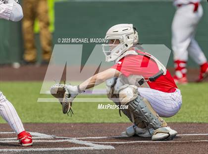 Thumbnail 3 in Hardin-Jefferson vs Bridge City (UIL Baseball 4A D2 Area Playoff game 3) photogallery.