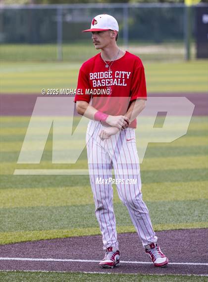 Thumbnail 2 in Hardin-Jefferson vs Bridge City (UIL Baseball 4A D2 Area Playoff game 3) photogallery.