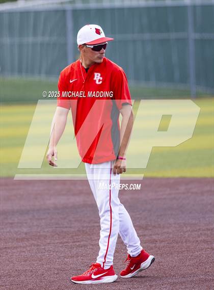 Thumbnail 3 in Hardin-Jefferson vs Bridge City (UIL Baseball 4A D2 Area Playoff game 3) photogallery.