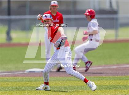 Thumbnail 1 in Hardin-Jefferson vs Bridge City (UIL Baseball 4A D2 Area Playoff game 3) photogallery.