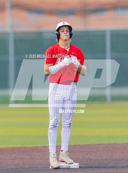 Thumbnail 2 in Hardin-Jefferson vs Bridge City (UIL Baseball 4A D2 Area Playoff game 3) photogallery.