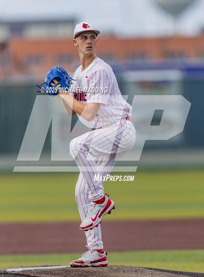 Thumbnail 1 in Hardin-Jefferson vs Bridge City (UIL Baseball 4A D2 Area Playoff game 3) photogallery.