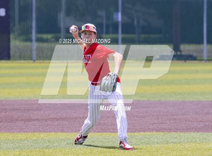 Thumbnail 3 in Hardin-Jefferson vs Bridge City (UIL Baseball 4A D2 Area Playoff game 3) photogallery.