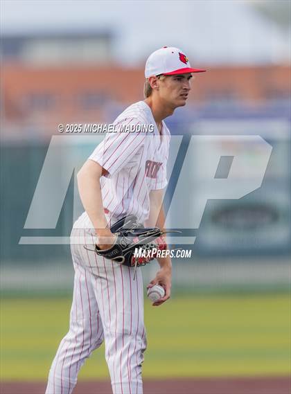 Thumbnail 2 in Hardin-Jefferson vs Bridge City (UIL Baseball 4A D2 Area Playoff game 3) photogallery.