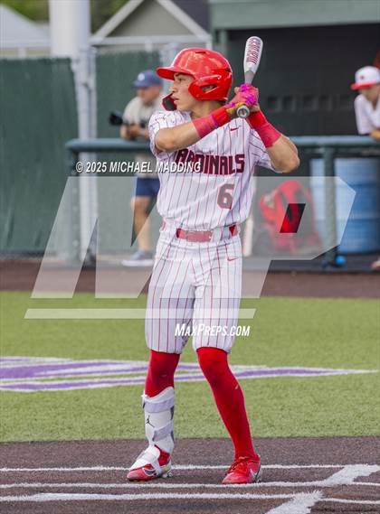 Thumbnail 1 in Hardin-Jefferson vs Bridge City (UIL Baseball 4A D2 Area Playoff game 3) photogallery.
