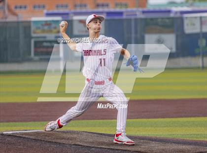 Thumbnail 2 in Hardin-Jefferson vs Bridge City (UIL Baseball 4A D2 Area Playoff game 3) photogallery.