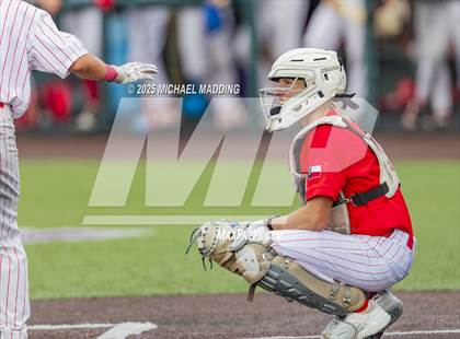 Thumbnail 2 in Hardin-Jefferson vs Bridge City (UIL Baseball 4A D2 Area Playoff game 3) photogallery.