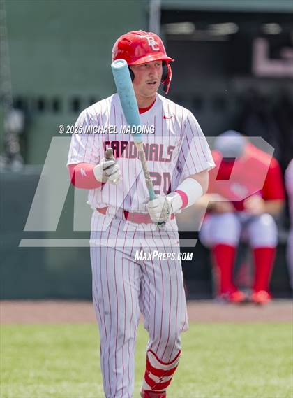 Thumbnail 3 in Hardin-Jefferson vs Bridge City (UIL Baseball 4A D2 Area Playoff game 3) photogallery.