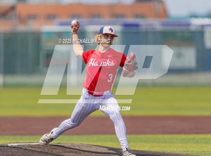 Thumbnail 3 in Hardin-Jefferson vs Bridge City (UIL Baseball 4A D2 Area Playoff game 3) photogallery.
