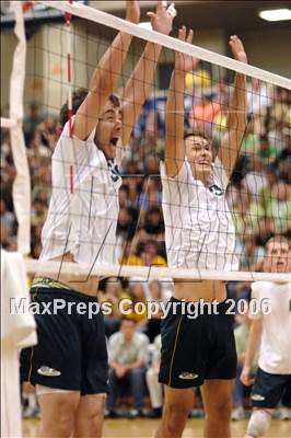 Thumbnail 3 in Redondo vs Edison (D1 Section Final) photogallery.