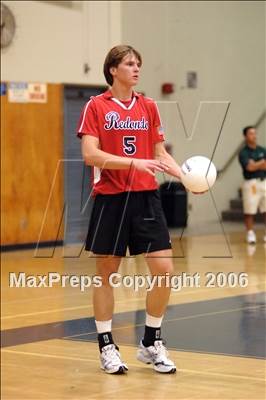 Thumbnail 1 in Redondo vs Edison (D1 Section Final) photogallery.
