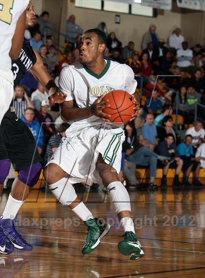 Thumbnail 1 in Southwind vs. Long Beach Poly (City of Palms Classic) photogallery.