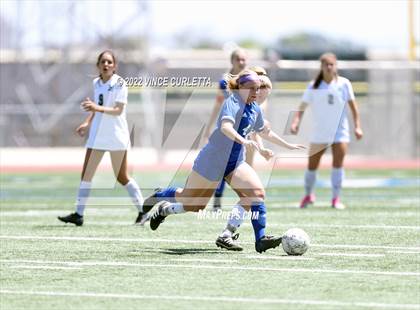 Thumbnail 3 in Westlake vs. Reagan (UIL 6A Regional Final) photogallery.
