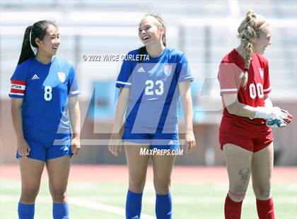 Thumbnail 3 in Westlake vs. Reagan (UIL 6A Regional Final) photogallery.