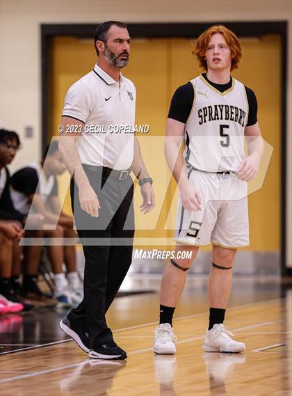 Thumbnail 3 in Buford @ Sprayberry (1st Annual Sprayberry Thanksgiving Classic Final) photogallery.