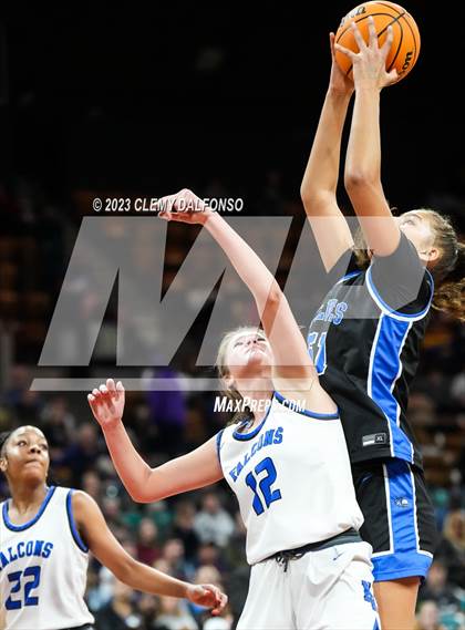 Thumbnail 2 in Highlands Ranch vs Grandview (CHSAA Girls 6A Great 8) photogallery.