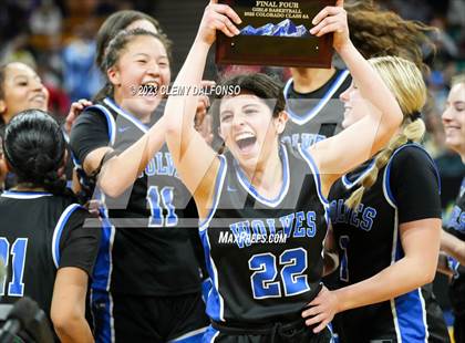 Thumbnail 2 in Highlands Ranch vs Grandview (CHSAA Girls 6A Great 8) photogallery.