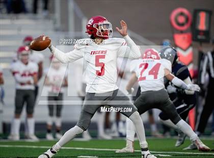 Thumbnail 3 in Duchesne Vs Milford (UHSAA 1A Quarterfinal) photogallery.