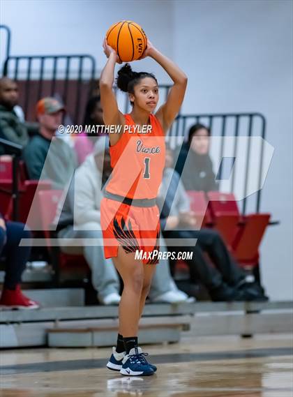 Thumbnail 2 in Mallard Creek vs. Zebulon B. Vance (NCHSAA 4A Western Regional Final) photogallery.