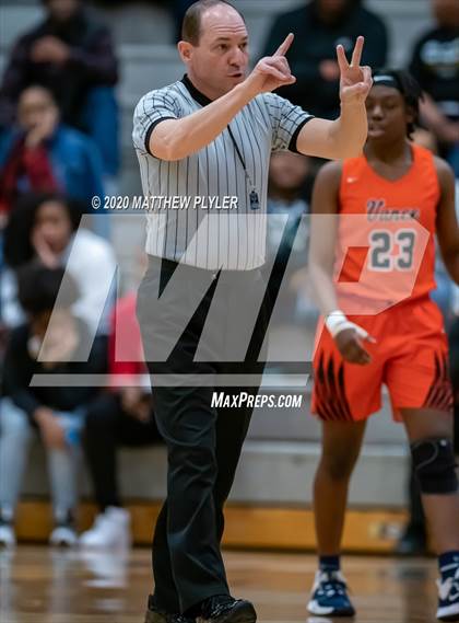 Thumbnail 3 in Mallard Creek vs. Zebulon B. Vance (NCHSAA 4A Western Regional Final) photogallery.