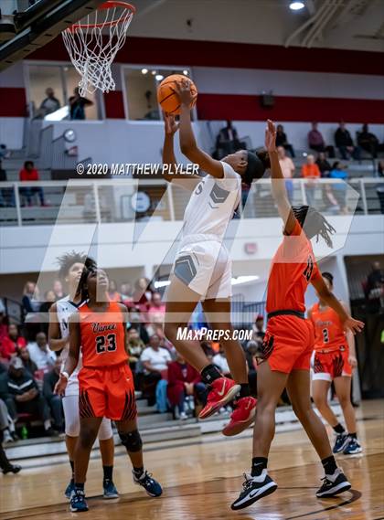 Thumbnail 2 in Mallard Creek vs. Zebulon B. Vance (NCHSAA 4A Western Regional Final) photogallery.