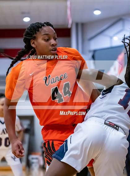 Thumbnail 2 in Mallard Creek vs. Zebulon B. Vance (NCHSAA 4A Western Regional Final) photogallery.