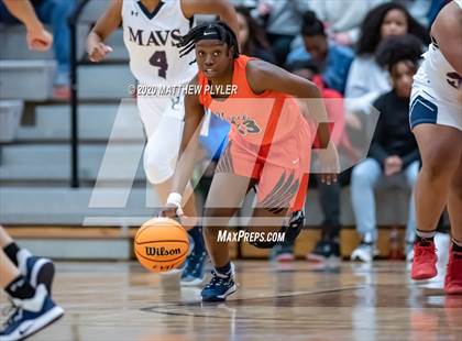 Thumbnail 3 in Mallard Creek vs. Zebulon B. Vance (NCHSAA 4A Western Regional Final) photogallery.