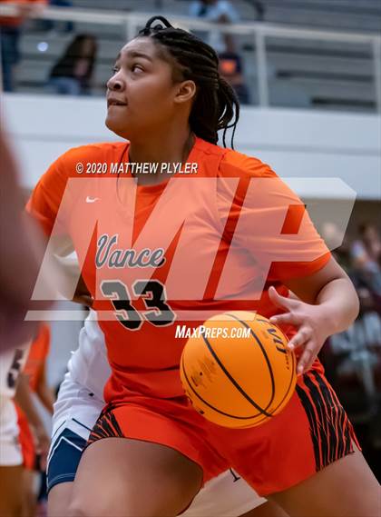 Thumbnail 3 in Mallard Creek vs. Zebulon B. Vance (NCHSAA 4A Western Regional Final) photogallery.