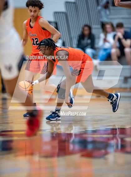Thumbnail 2 in Mallard Creek vs. Zebulon B. Vance (NCHSAA 4A Western Regional Final) photogallery.