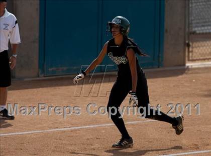 Thumbnail 3 in Pomona Catholic vs. Bellarmine-Jefferson (CIF SS D7 Final) photogallery.