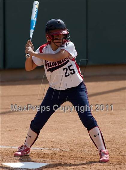 Thumbnail 3 in Pomona Catholic vs. Bellarmine-Jefferson (CIF SS D7 Final) photogallery.